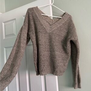 EUC WOVEN HEART SWEATER SIZE MEDIUM